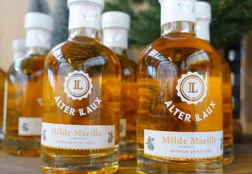 Liköre der Marke Alter Laux: Milde Marille